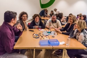 Sérieusement Ludique - LEGO SERIOUS PLAY co-construire plaisir partage efficace se projeter dans l'avenir vision d'ensemble confiance gagner en efficacité