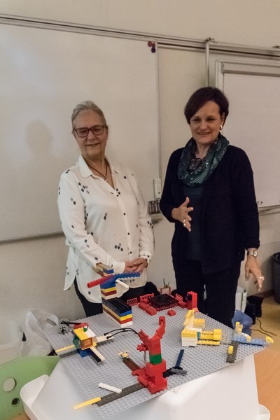 Sérieusement Ludique - LEGO SERIOUS PLAY communication workshop build your ideas or perspective